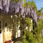 Ehemaliger Bauernhof Le Bonheur In By Interhome Sainte-Mondane