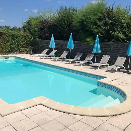 Ehemaliger Bauernhof Le Bonheur In By Interhome *